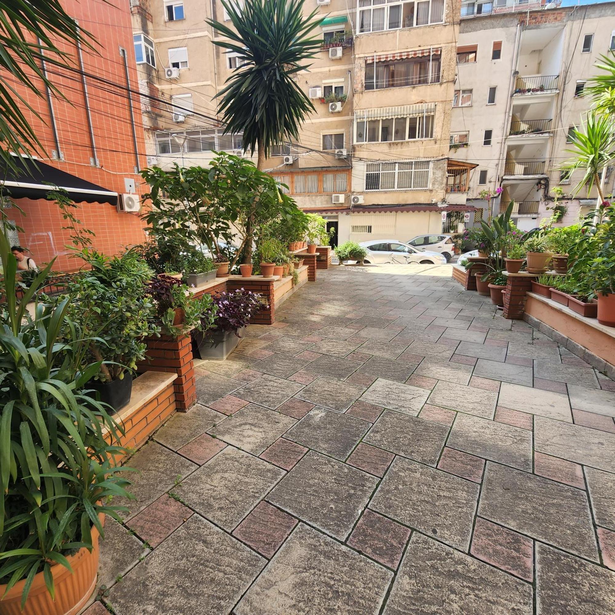 Kalpazo Home Skanderbeg Square Tirana Exteriör bild